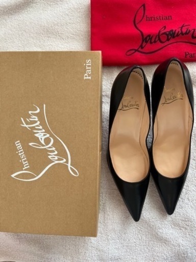 【美品】クリスチャン ルブタン 黒パンプス 36.5