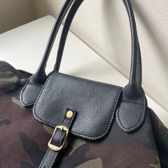 BEAUTY&YOUTHショルダーバッグの画像