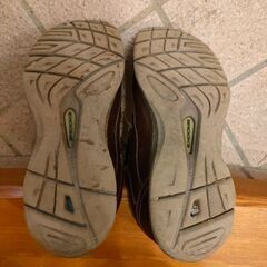 BROOKS ブルックス スニーカー 25.5cmの画像