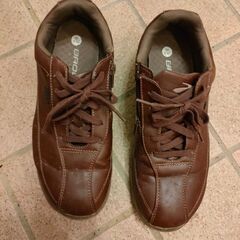 BROOKS ブルックス スニーカー 25.5cm