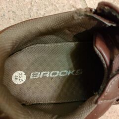 BROOKS ブルックス スニーカー 25.5cmの画像