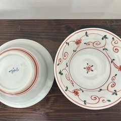 【早期処分値下げ】花唐草　輪花渕漬物鉢　器　食器　小皿２点セットの画像