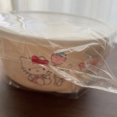 ハローキティ　保存容器　2個セット