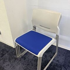 オフィス応接室セット（机・４人掛け椅子）の画像