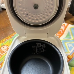 炊飯器
の画像