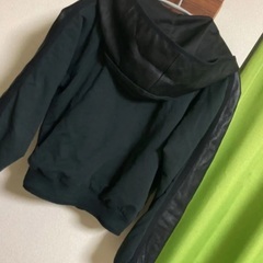 【美品】　NIKE ブルゾン　パーカー　＊ポルトガル製の画像