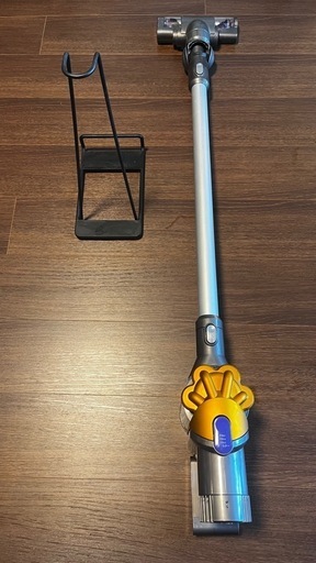 Dyson掃除機 本体  スタンド付き　Degital Slim　DC35
