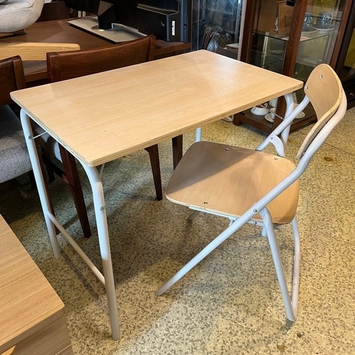 《売約済》【武蔵小山店】 無印　Muji　無印良品 ナチュラル 壁面収納 北欧　折りたたみ　折り畳み　デスク　チェア　机　テーブル　イス　椅子　セット　スチール　パイプ　スチールパイプ