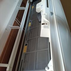 エアコン工事は安心の電気工事士にお任せ！上級機種！しろくまくん！6畳用！工事付き！保証付き！取り外し＋回収無料！