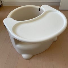 【決定しました】ベビーチェア　テーブル付きの画像