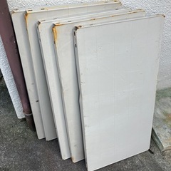 スチールラック 分解していますの画像