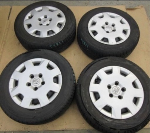 195 65 15 トヨタ純正タイヤホイールキャップ