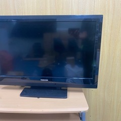 テレビ　32型