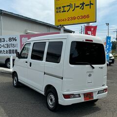 自社ローンあり！ガソリン100リットルプレゼント✨スマートアシスト3✨人気車✨ダイハツ☆ハイゼットカーゴ☆DX SAⅢ☆660cc☆4人乗り☆の画像