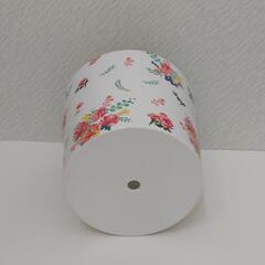 鉢カバー 植木鉢カバー プランターカバー  花柄  白 13cm 底穴あり 丸形の画像