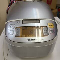中古炊飯器　パナソニックSR-HC104　2015年製