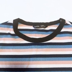マルチカラー ボーダーTシャツの画像