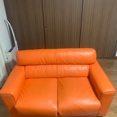 2Pソファ　オレンジの画像
