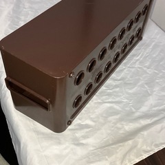 (受付8月末ケーブル収納ボックスの画像