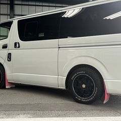 中古【ハイエース　車検対応 タイヤホイールセット　ブロックタイヤ 】
