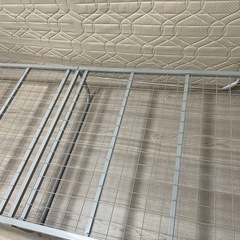 ニトリ　パイプベッド