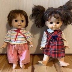 ぽぽちゃん、メルちゃんのような人形2体