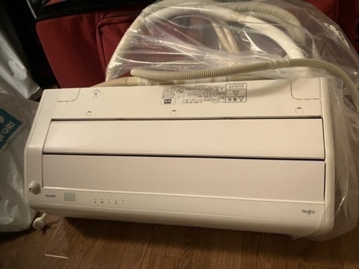 FUJITSU ノクリア　エアコンAS-R222M-W 室外機セット  2022年製