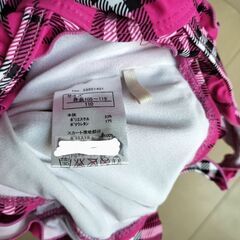 元気なピンクチェックの水着☆110cmの画像