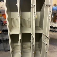 LION ライオン 6人用 ロッカー 1か所鍵なし 中古品　サイズ：横幅90cm×奥行51.5cm×高さ178.5cm オフィス用ロッカーの画像