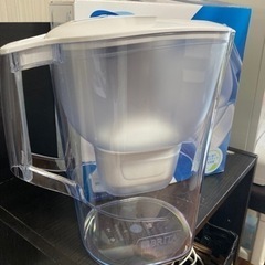 【取引終了】 BRITA ブリタ　ポット型浄水器　アルーナXL