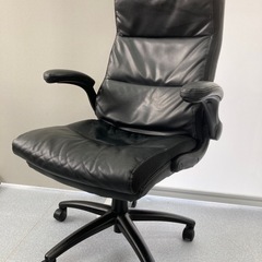 オフィスチェア　ニトリ　4500円