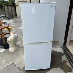2020年製アイリスオーヤマ　142L冷蔵庫