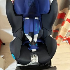 ドイツのcybex社　シローナ　チャイルドシート