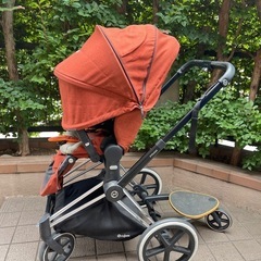 Cybex priam　ベビーカー　オータムゴールドの画像