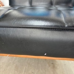 レザーソファーの画像