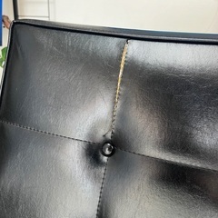 レザーソファーの画像