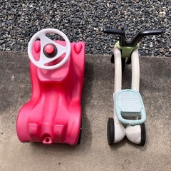 幼児用、子供用の乗り物の画像