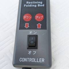 アイリスオーヤマ 折りたたみ電動 リクライニングベッド 2022年製 OTB-BDH リモコン操作でかんたん マットレス 折り畳みの画像