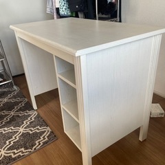 【取引中】レア　IKEA ホワイトデスク　の画像