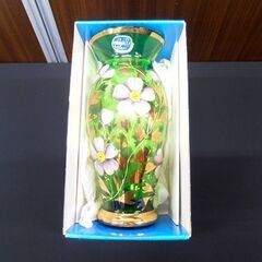 ボヘミヤ 花瓶 ガラス製 グリーン フラワーベース Bohemian Glass 高さ22.5㎝ 苫小牧西店の画像