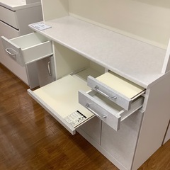 共和産業 4枚扉レンジボード シフォン【トレファク 川越店】 共和産業 4枚扉レンジボード シフォン【トレファク 川越店】