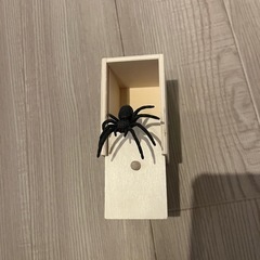 クモが出るおもちゃ