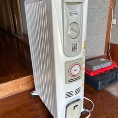 無料　デロンギオイルヒーター