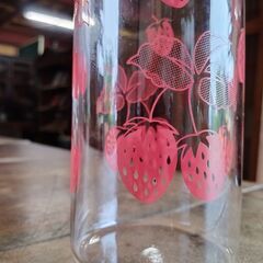 未使用品 象印 フリーザーポット レトロ 麦茶ポット 1リットル いちご柄　/MJ-0888 2Fの画像