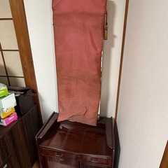 レトロ鏡台の画像