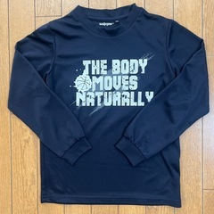 値下げ‼️美品✨
140センチ⭐️バスケ用ロングＴシャツ