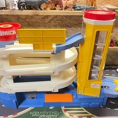 トミカ　スーパーオートトミカビルの画像