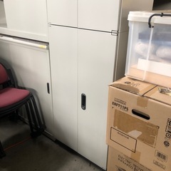 PLUS　オフィス用 業務用 キャビネット 収納庫  600×450×2160mm