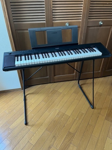 ヤマハ  YAMAHA 電子ピアノ　スタンド付属　NP-12B 　