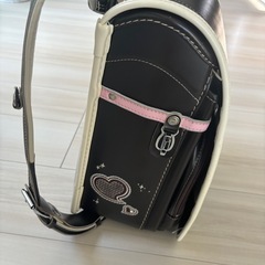 クラリーノランドセルの画像